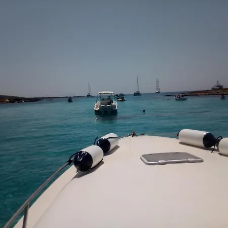 Διαμέρισμα Meltemi2 *