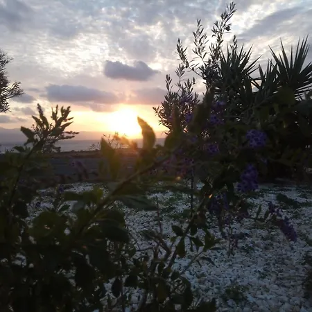 Διαμέρισμα Meltemi2 *