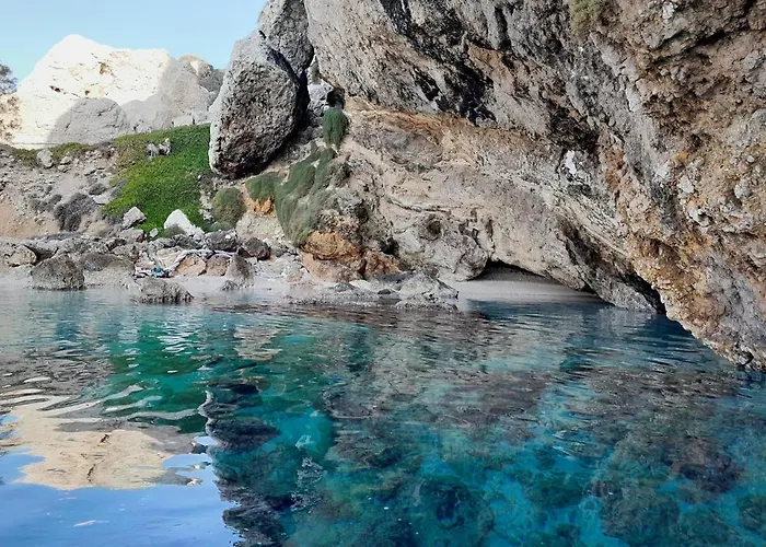 Apartment Meltemi2 Nea Cryssi Akti